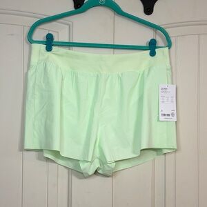 Athleta Fast Route Run Shorts Spark Green NWT Size L